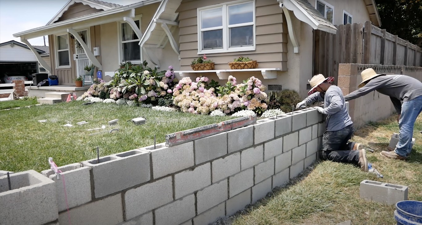 Retaining wall construction in Novato, CA
